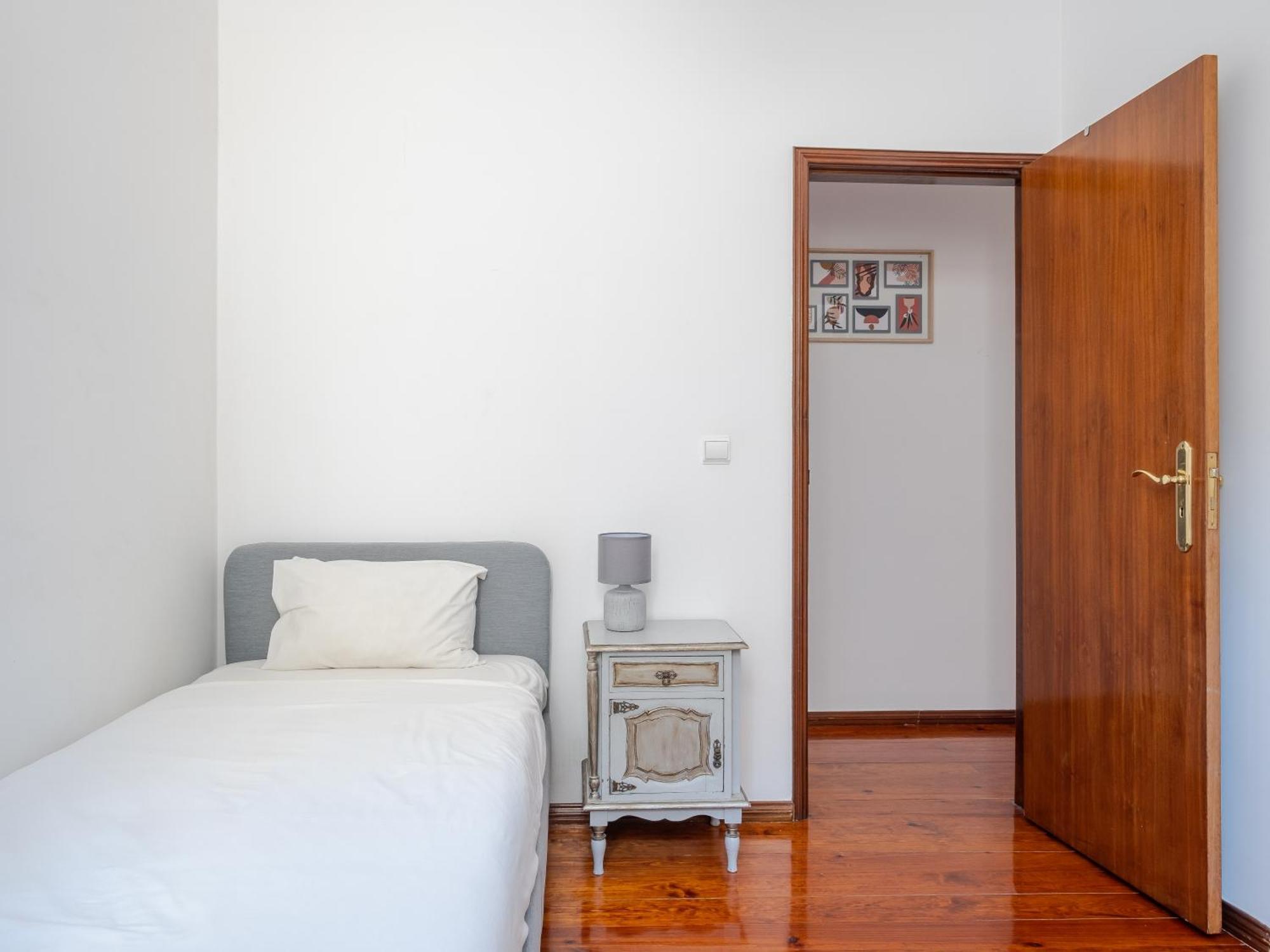 Cool Apartment Near Alfama Lisboa Exterior foto
